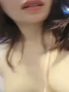 高顏值少婦亂倫 騷媽媽勾引兒子去操她