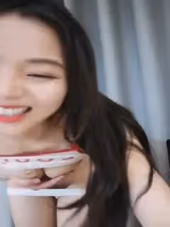 #miss夏天 長發清純嫩妹~雙手揉奶&amp;掰穴誘惑