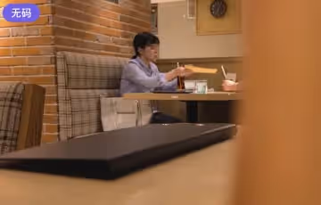 FC2PPV 3655966 【個人】知らぬ間に擔保され、嫌がりながら2本の男根に種付け　大量の白濁汁を垂れ流し