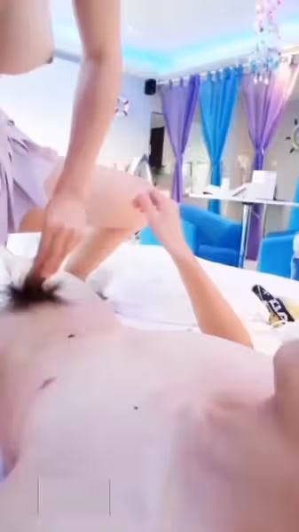 美乳饑渴學妹的無限慾望