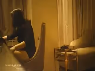 離婚服裝店氣質美少婦老闆娘第1次約會猛男大神 憋好久了放肆的連續高潮表情銷魂