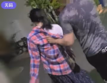 FC2PPV 3646592 【個人】夜逃げ妻を捕えた　潮吹き妻は亂暴に扱われながら服従していく。全裸で放り出してみた