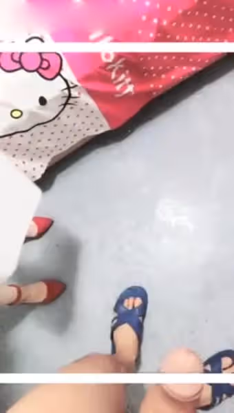 女閨蜜的口活堪比島國AV女優 裹爽了自己騎坐上來