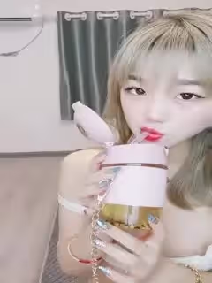 #會跳舞的七七 (1)