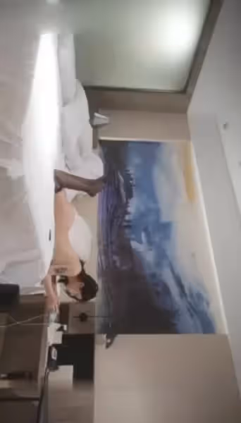 胖男老哥約了個白衣豐滿少婦，休息下再來第2回大力猛操