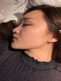 精選自拍射滿他的臉。