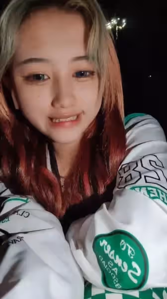 小狐狸主播 醬靜 漂亮社會紋身小美女戶外 回酒店直播大秀，小婊砸真欠操！1