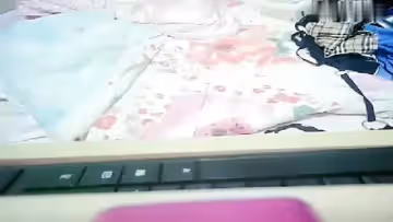 思雅雅自慰計算機打字響應粉絲