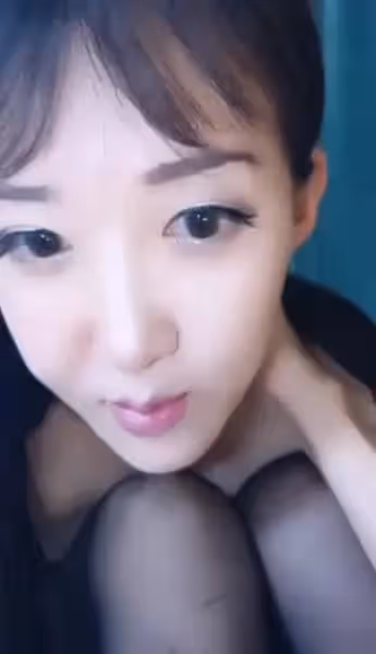 宅男女神網紅主播瞳孔MM女僕裝黑絲誘惑逼逼無毛看著還不錯1