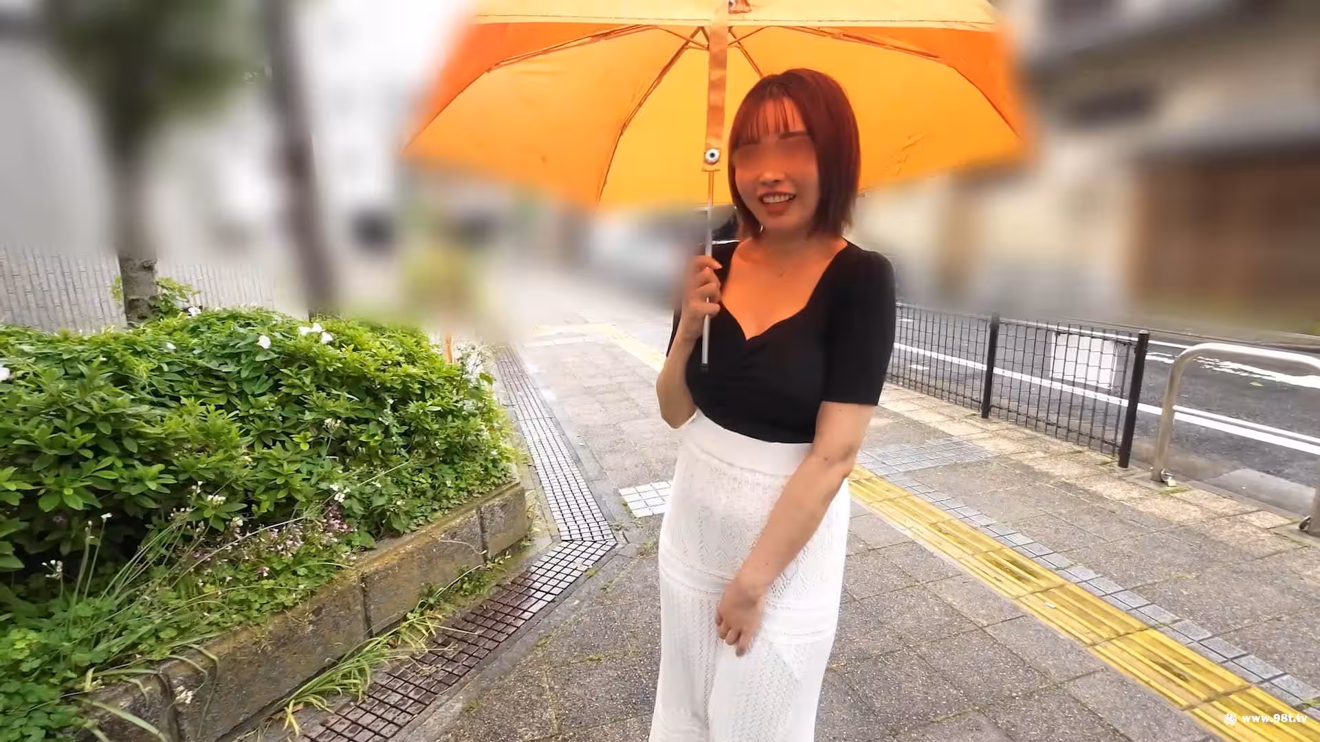 FC2PPV-4230117 【無修正ｘ個人撮影】史上最強のエロサイボーグ！野外で遠隔バイブ羞恥プレイ！