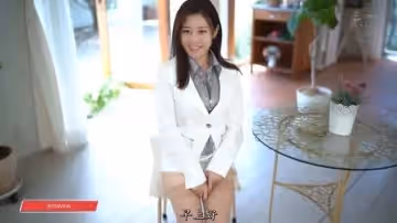 迪麗熱巴白色套裝