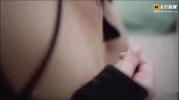 與高顏值外賣妹一起共餐！勾引挑逗竟不反抗 於是當場開操~