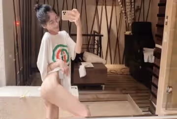 眼鏡妹只穿內褲出門赴約❤️汽旅大戰還有八爪椅❤️