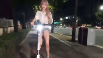 極品女神韓國GirlCrush女團TAERI2023最新私拍福利瑪莎拉蒂女副駕誘惑