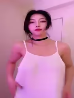 高顏值巨乳短髮妹子誘惑秀。