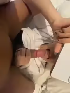 騷貨大學女友逼緊~超爽。