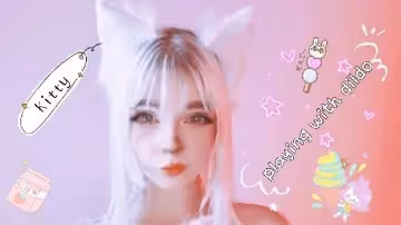 【角色扮演】猫女上了她的阴户两个假阴茎