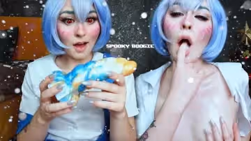 【角色扮演】Ayanami Ri在c聖誕樹下找到了她的聖誕禮物-Cosplay壞龍鬼Boogie