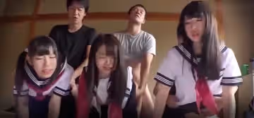 【無碼素人妻】中出性感痙攣學生妹多p亂交