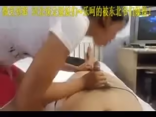 河北保定騷娘們被東北爺們爆操內褲都撕破了