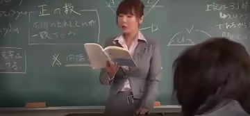 温柔的女教师跟一群男学生性爱啪啪啪