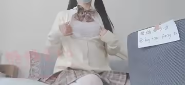 糖糖美少女-騷蘿白絲JK紫薇自拍