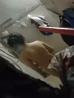 窺妹子洗澡