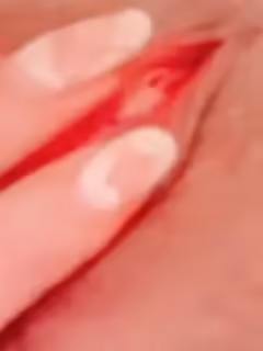 皮膚白皙長發美女主播，全裸跳舞，一線美鮑超級粉木耳特寫