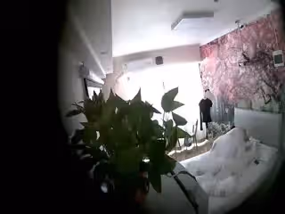真實酒店偷拍高質量情侶造愛,又拍到這位知性大美女了,身材槓槓的面容姣好。