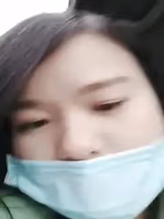 性感白嫩的美女按照土豪網友要求隨機攔輛轎車勾引司機樹林野戰,早就把褲子剪成開檔型的幹起來真方便.國語!。