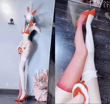 小艾根本吃不飽-定製紅白絲V5