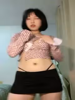 直播 短髮鄰家小妹初下海。