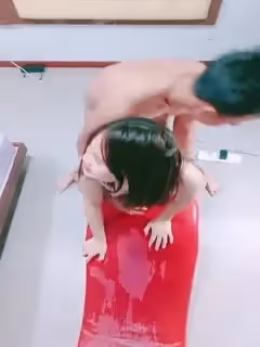少女團_大場面、2嫩妹被3男輪流干⭐️大型淫亂現場_2。