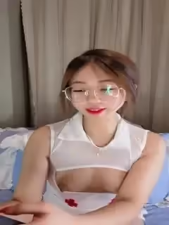 大奶子小嫩逼風騷大屁股誘惑兩姐妹激情大秀。