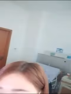 高清無碼錄製零零後要上天了醫院探病直接和帥哥在病房裡啪啪