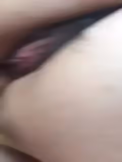 啪啪 敏感騷穴不停抽插 淫水直流不停。