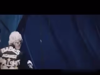 騎著高腳飛艇並喜歡它的人-HIGHLIFEFLYINGABALOONANDMAKINGLOVEWHILEATIT__MERGED