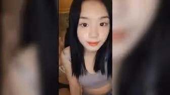 多人嫩妹夢涵多P激戰瘋狂內射 夢涵被操到白漿狂流