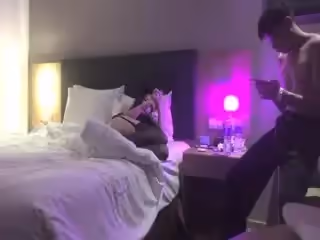 綠帽良家今晚極品換上貓女郎裝弔帶高鞋扶著美深插深插!。