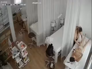 高清監控高端美容院極品小姐姐完美身材展示