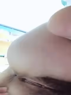 氣質大學生在宿舍一個人寂寞自慰，掰開小穴，超級粉嫩，一看都是沒有經過人事的