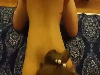 淫妻小哥哥從家洗了澡來的進屋就把手伸進老婆褲襠摸逼完全的自來熟沙發上就玩上了完全忽視我小哥哥走了媳婦說還是沒滿足