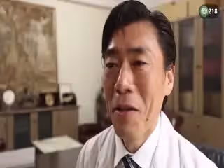 緊身裙痴女醫生淫蕩的誘惑。。