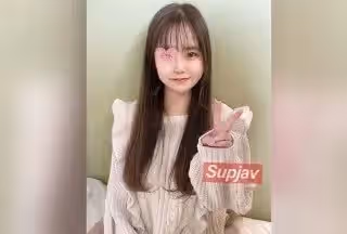 FC2PPV 3262500 笑顏も可愛い小動物系の色白な女の子。 好きな男性のプレゼントする為にAV撮影で初めての中出しまで。