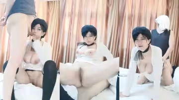 乖巧的小少婦露臉漏著騷奶子撩騷大哥激情啪啪，口交乳交大雞巴玩弄，表情好騷激情上位逼推雞巴滑入陰道抽插。