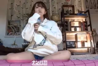 200GANA-2454 百戦錬磨のナンパ师のヤリ部屋で、连れ込みSEX隠し撮り 196 二日酔いの爆乳アパレル店员を家に连