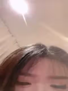 夜店氣氛組渣女小可愛露臉激情大秀，深夜陪狼友發騷，誘惑舞蹈聽狼友指揮展示性感騷穴，水多粉嫩人美又騷