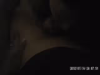 狗爺城中村嫖妓顏值不錯的黑衣小姐趁她不注意偷拍被發現搞完倆人交流經驗