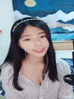 超重磅絕版資源！校花女神【一夢】早期下海珍貴錄像~！✨✨✨--這顏值這身材這尺度，反差感極其強烈！_20220415_231401