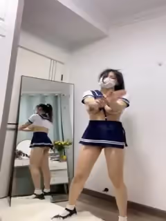 ⭐青春無敵⭐白皙圓潤極品天然巨乳蜂腰肥臀網紅小鋼炮【萬聽】高價私拍第3季~變裝裸舞紫薇完美炮架(3)